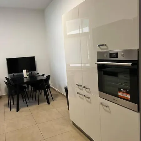 Am Weissekreuzplatz/bahnhof Apartment Hannover